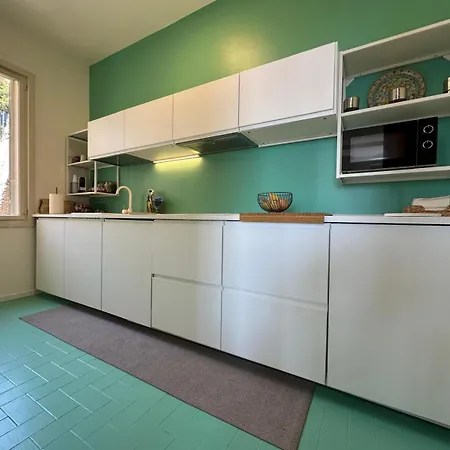 Frontemare & Marimare Isola Bella By Holidays Lägenhet