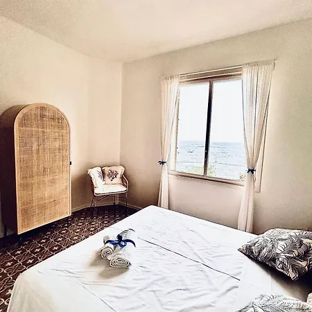 Frontemare & Marimare Isola Bella By Holidays Lägenhet Taormina