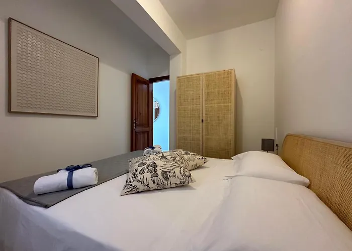 Frontemare & Marimare Isola Bella By Holidays