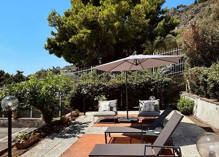 Frontemare & Marimare Isola Bella By Holidays 타오르미나