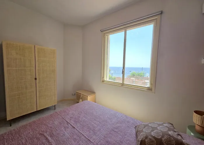 Frontemare & Marimare Isola Bella By Holidays *